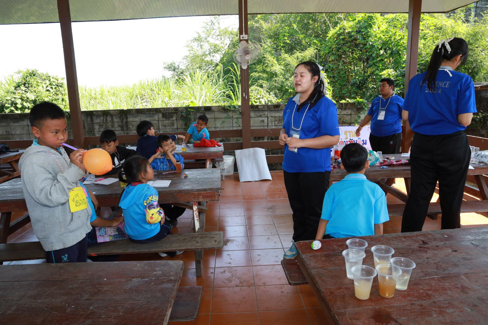 205. วันที่ 27 มกราคม 2569 โปรแกรมวิชาวิทยาศาสตร์ทั่วไป ได้จัดค่ายสเต็มศึกษาให้กับนักเรียนชั้นประถมศึกษาปีที่1-6 ณ โรงเรียนอนุบาลคลองขลุง จ.กำแพงเพชร